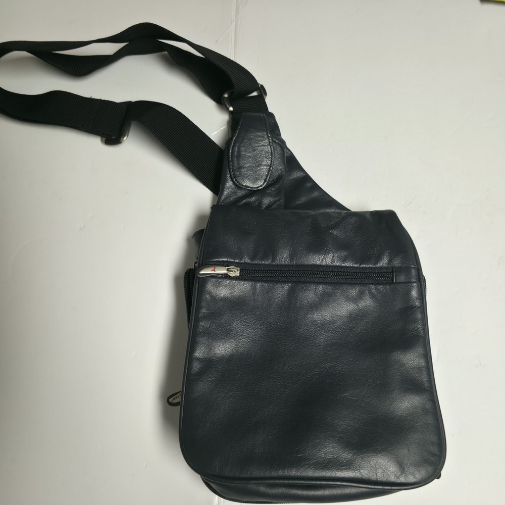 Travelon Vintage Navy Blue Smooth Leather One Shoulder Sling Crossbody